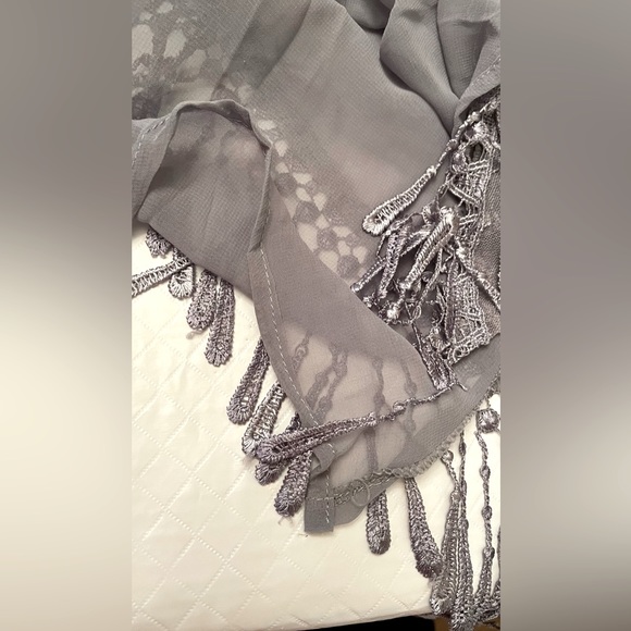 Pretty Angel Size Large grey two toned silk and polyester combo. Dress. NWT - Picture 12 of 16